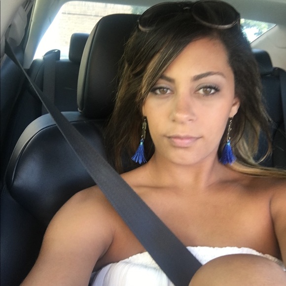 Meet your Posher, Sam - Picture 1 of 1